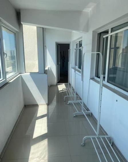 Apartament cu 3 camere decomandat, mobilat în Pantelimon