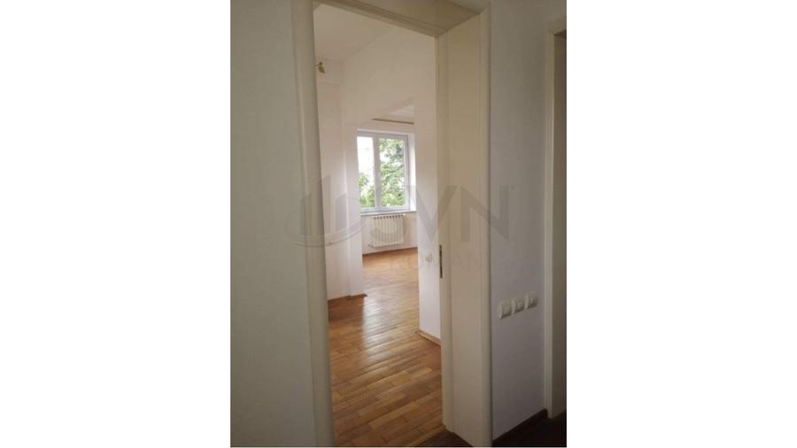 Casă individuală cu 5 camere cu Teren 15 Mp în Știrbei Vodă