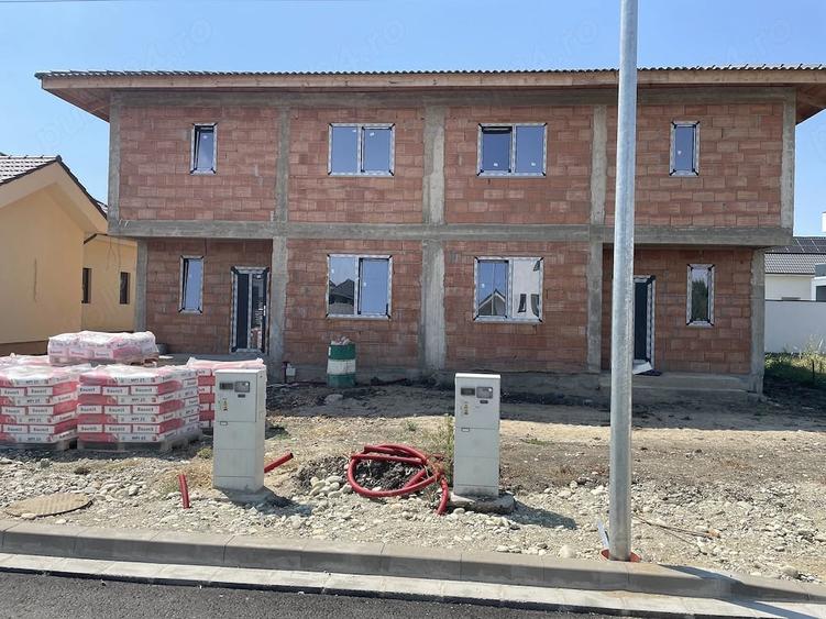 Proprietar,vand jumatate duplex - 1