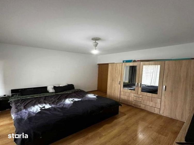 Apartament cu 2 camere decomandat în Plopilor
