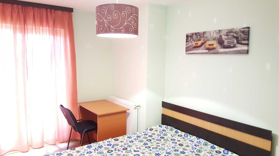 Apartament cu 2 camere decomandat în Calea Plevnei