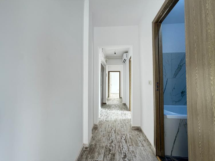 Apartament cu 3 camere decomandat în Șagului