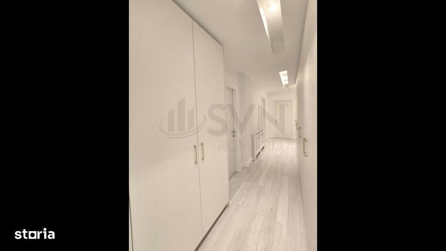 Apartament cu 4 camere decomandat în Central