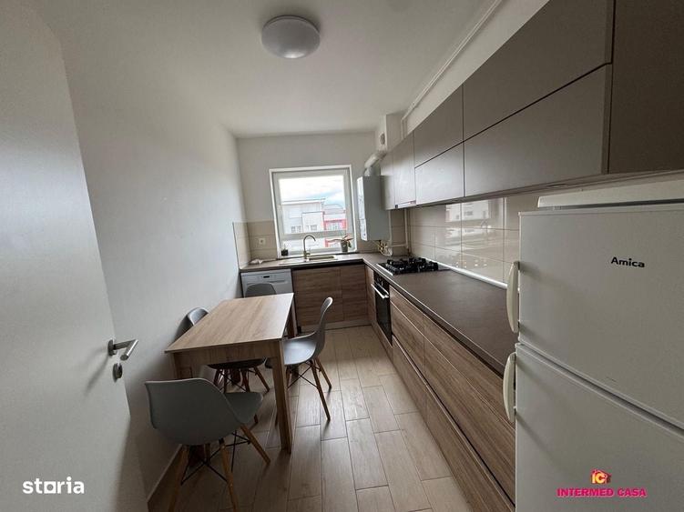 Apartament cu 2 camere decomandat în Mihai Viteazul