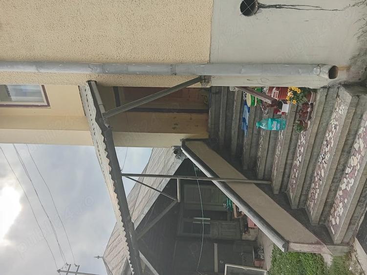 Casă cu 6 camere cu Teren 805 Mp în Central