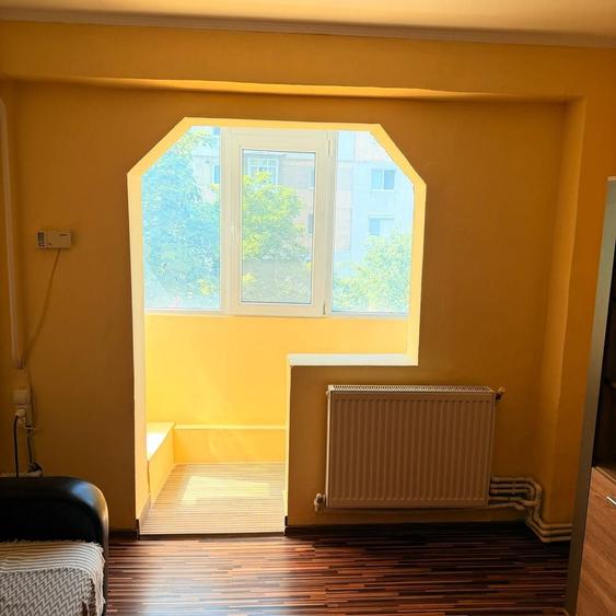 Apartament cu 2 camere decomandat în Viziru 3