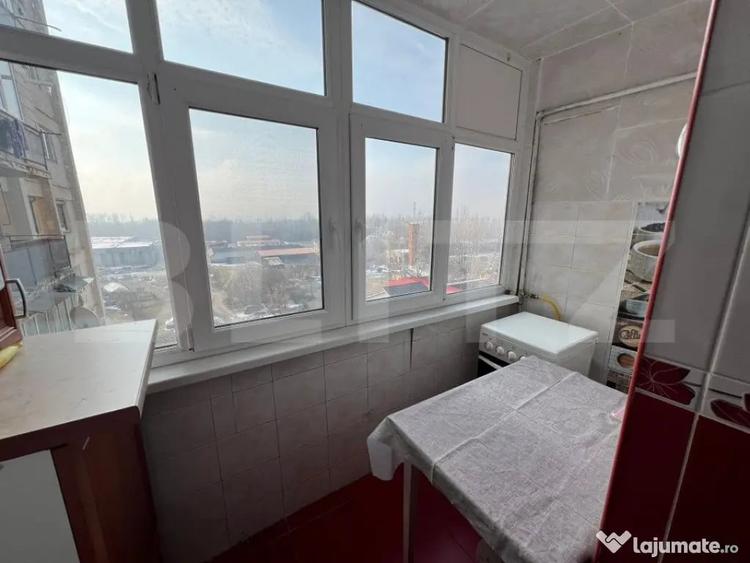 Apartament cu 2 camere decomandat, mobilat în 9 Mai