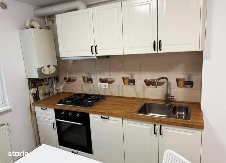 Apartament cu 3 camere semidecomandat în Dâmbovița