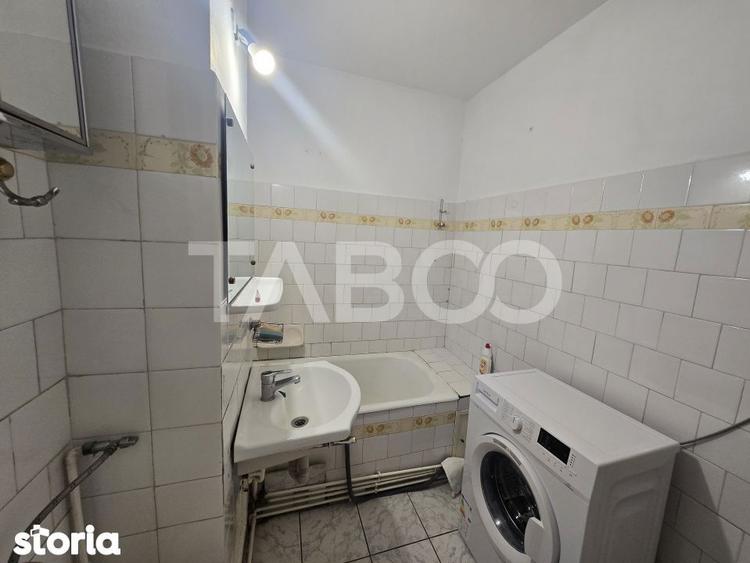 Apartament cu 2 camere decomandat, mobilat în Ștrand