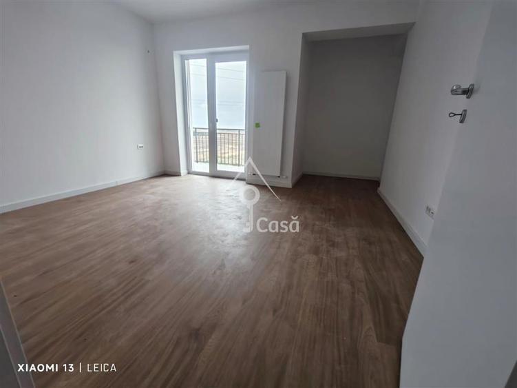 Apartament cu 3 camere decomandat în Berceni
