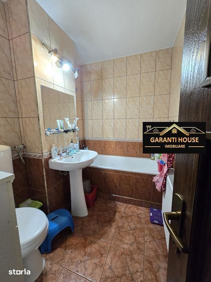 Apartament cu 4 camere decomandat în Gării