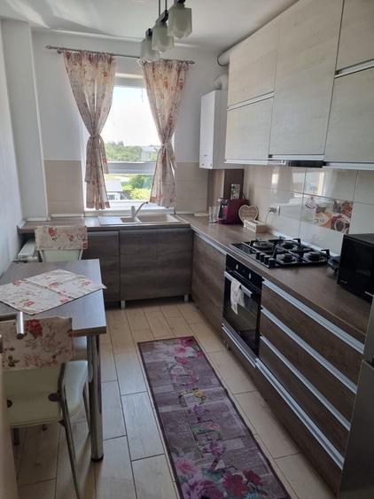 Apartament cu 2 camere decomandat în Exterior Vest