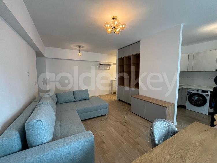 Apartament cu 3 camere semidecomandat, mobilat în Barbu Văcărescu