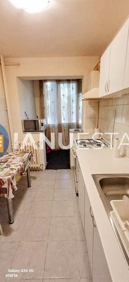 Apartament cu 3 camere decomandat în Muncii