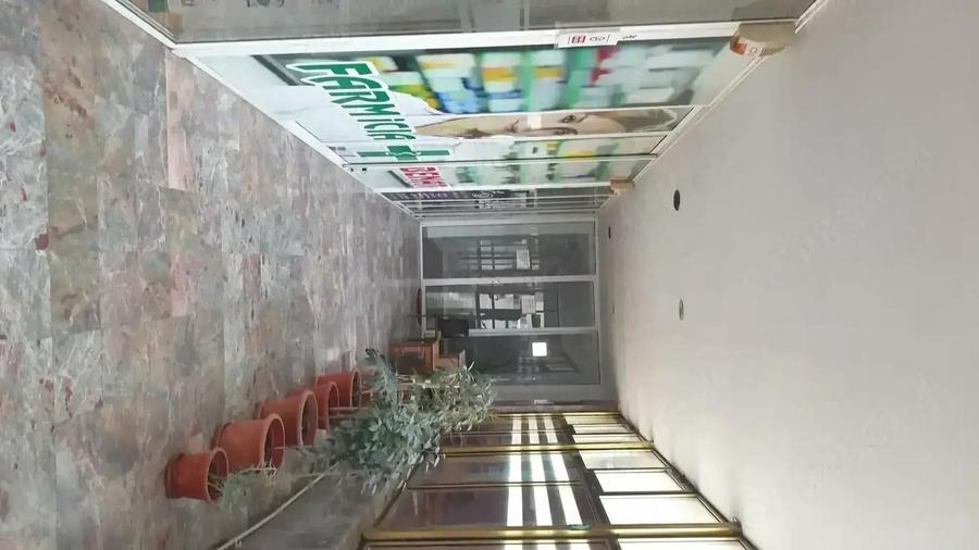 Stand comercial M Kogalniceanu centru - 2
