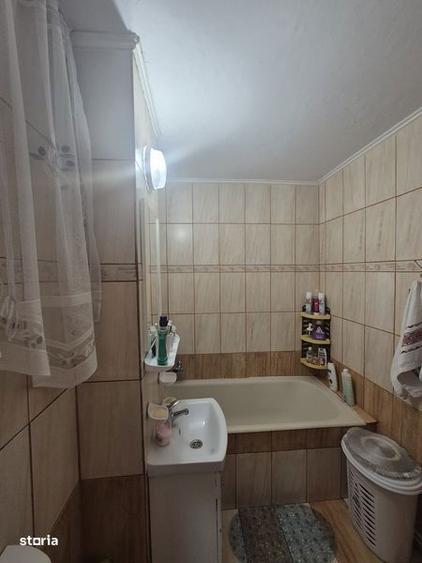 Inchiriez apartament 2 camere, zona Vidin-Progresul, mobilat si utilat - 1
