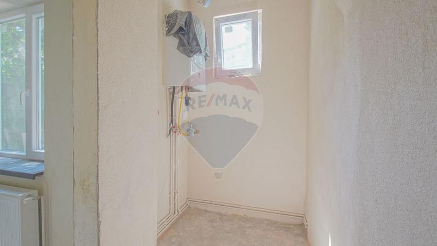 Casă cu 4 camere cu Teren 104 Mp în Centrul Civic