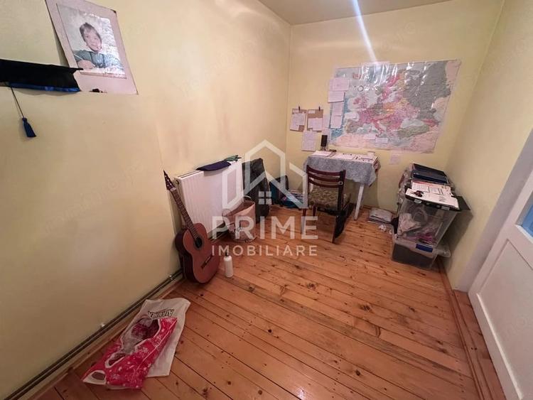 Casă cu 3 camere cu Teren 1513 Mp în Central