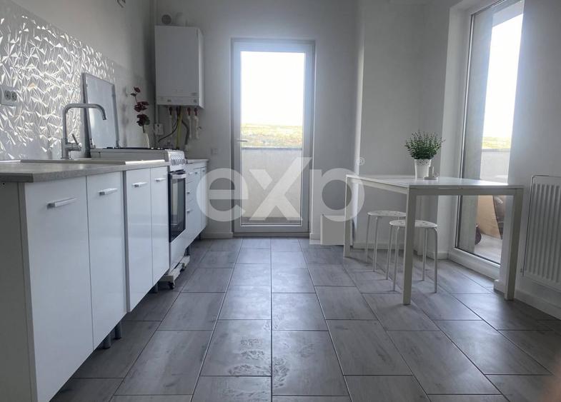 Apartament cu 2 camere semidecomandat, mobilat în Mărăști