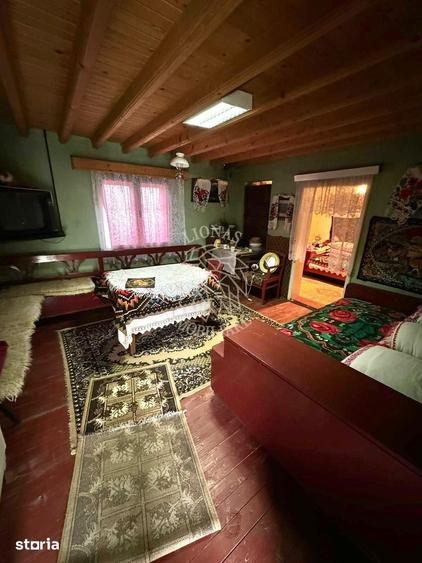 Casă cu 5 camere cu Teren 3220 Mp în Nimigea