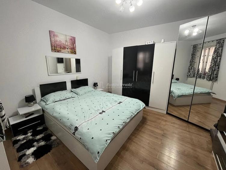 Casă cu 4 camere cu Teren 200 Mp în Central