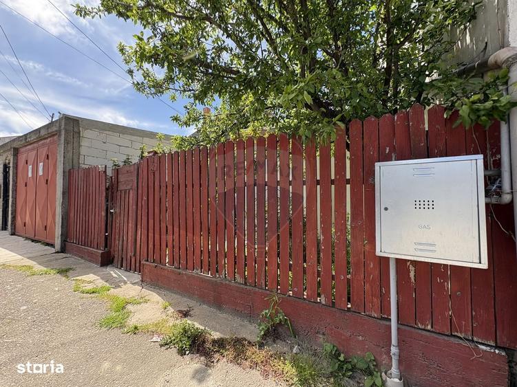 Casă cu 4 camere cu Teren 200 Mp în Coiciu