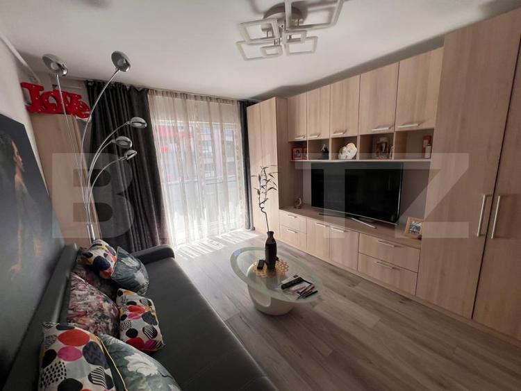 Apartament cu 2 camere semidecomandat, mobilat în Iris