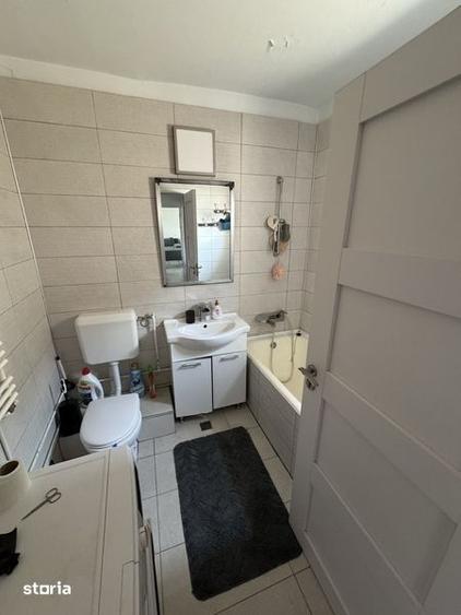 Apartament cu 3 camere decomandat, mobilat în Complex Studențesc