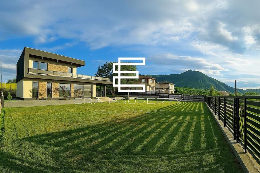 Casă individuală cu 5 camere cu Piscina în Sud-Est