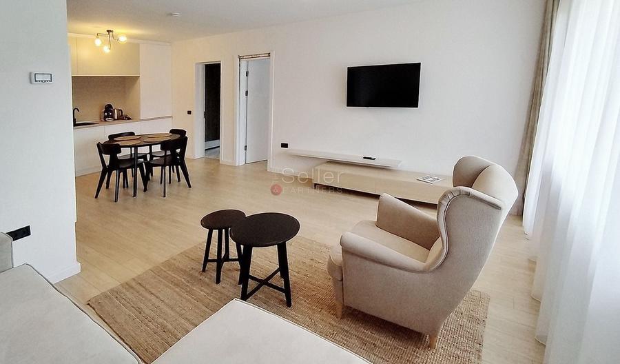 Apartament cu 2 camere semidecomandat, mobilat în Drumul Poienii