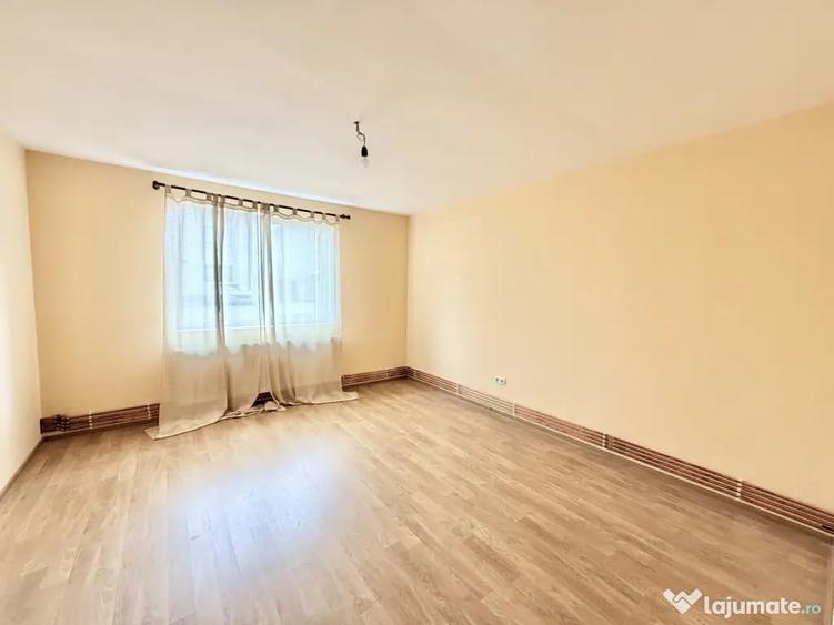 Casă cu 2 camere cu Teren 379 Mp în Moșnița Nouă