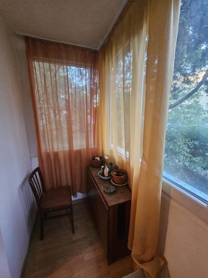 Apartament cu 3 camere decomandat, mobilat în Plopilor