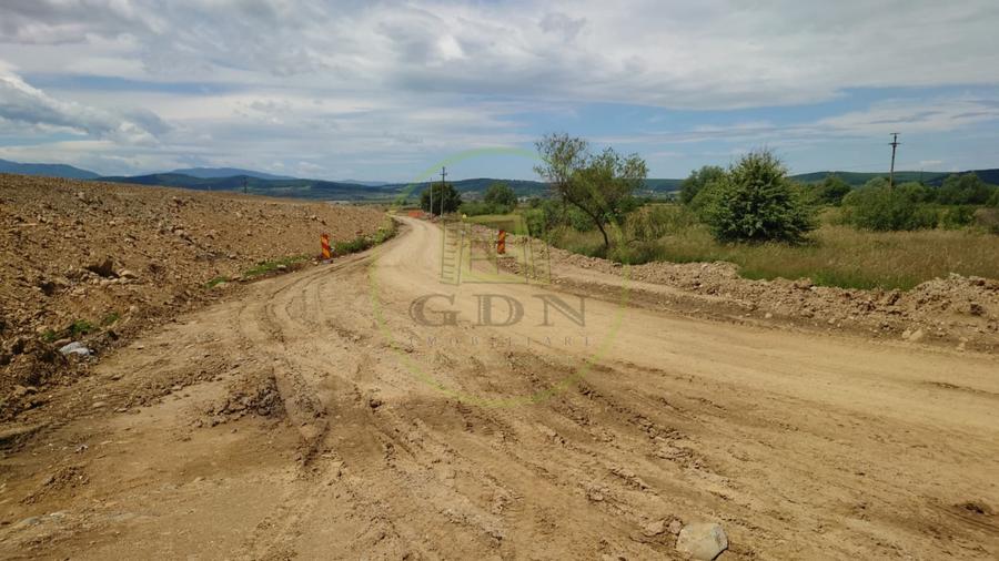 Teren agricol extravilan de 1800 mp, în Avrig