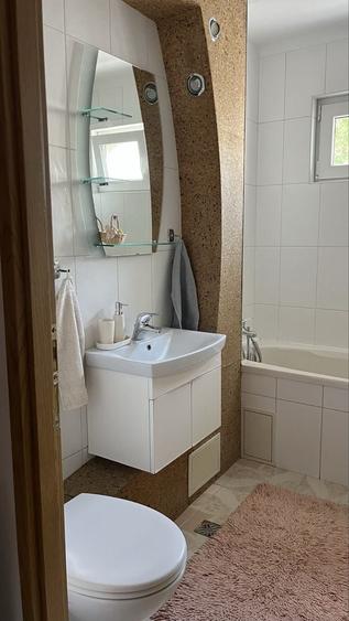 Apartament cu 3 camere semidecomandat în Gheorgheni