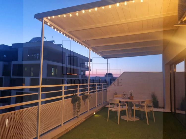 Penthouse cu 5 camere decomandat, mobilat în Bună Ziua