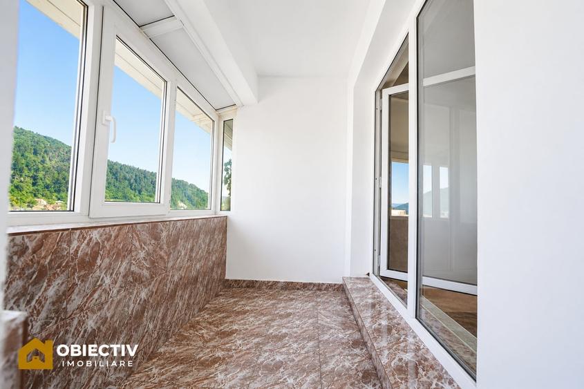 Apartament cu 4 camere decomandat în Central