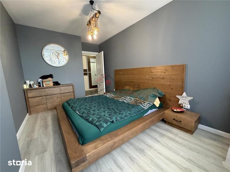 Apartament cu 3 camere decomandat în Ciurea
