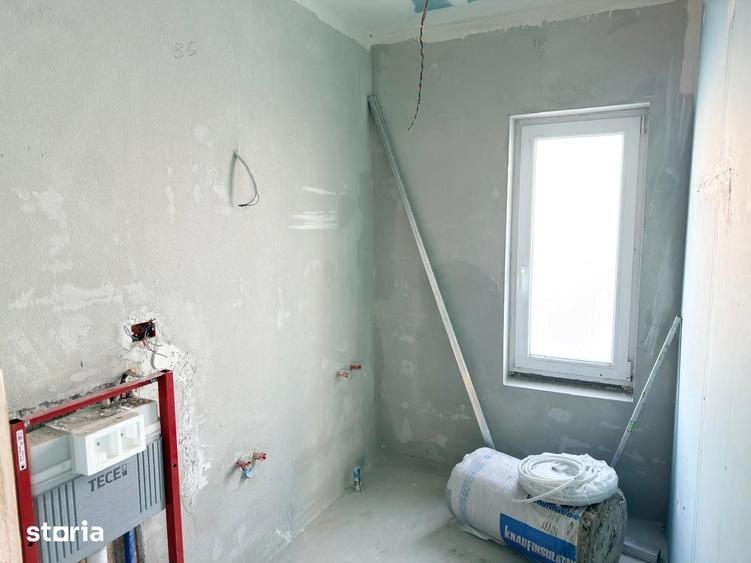 Apartament cu 4 camere în Torontalului