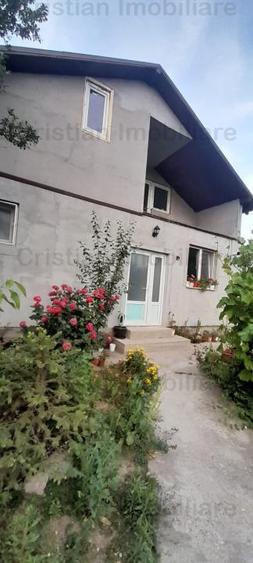 Casă cu 3 camere cu Canalizare în Lacu Dulce