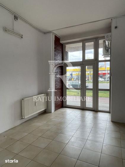 Spațiu comercial, de 12 mp, în Sântandrei