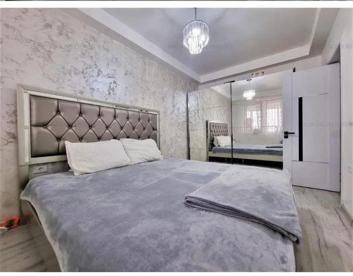 Apartament cu 2 camere semidecomandat, mobilat în Primo