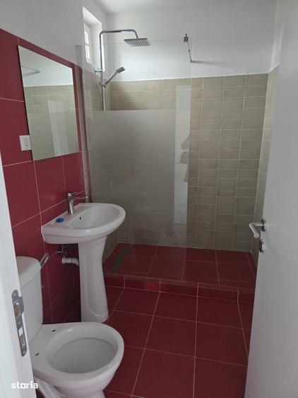 Apartament la casa, str. Poligonului - 11