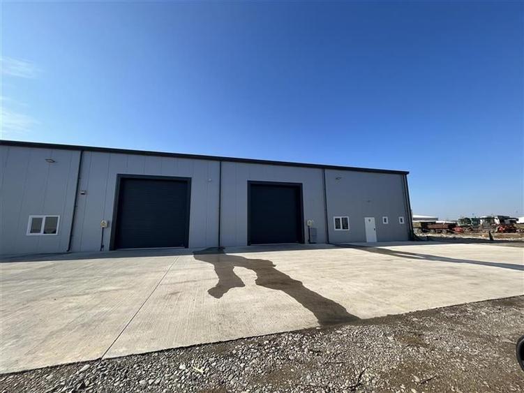Spațiu industrial, de 850 mp, în Central