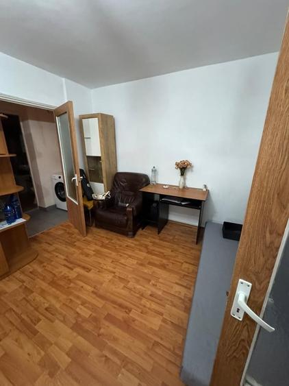 Apartament cu 2 camere semidecomandat în Brâncoveanu