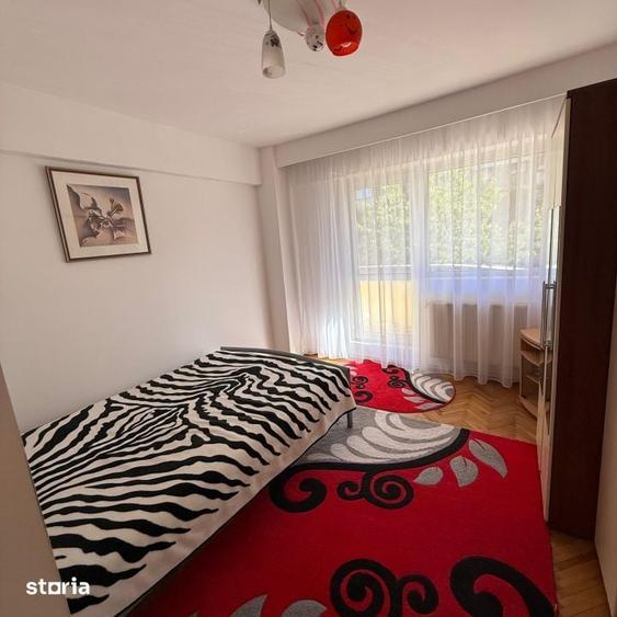 Apartament cu 3 camere în Traian