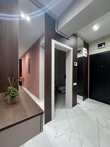 Apartament cu 2 camere decomandat în Universitate
