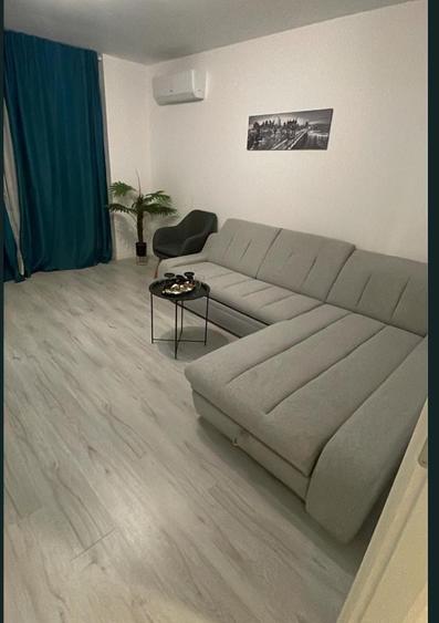Apartament cu 2 camere decomandat în Cățelu