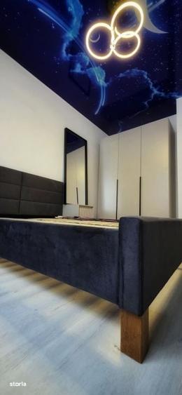 Apartament cu 2 camere decomandat în Roșu