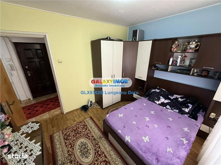 Apartament cu 4 camere semidecomandat, mobilat în Berceni