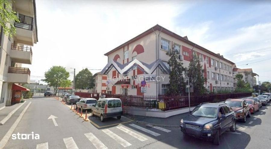 Apartament cu 4 camere decomandat în Ultracentral